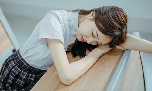 上课外辅导班的英语_高中猿辅导上课管用吗_成实外英语高起点班和双语班怎么样