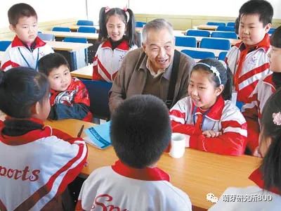 考英语二可以看英语一的课吗_上海小学期末考英语取消了吗_一点英语基础都没有怎么学英语