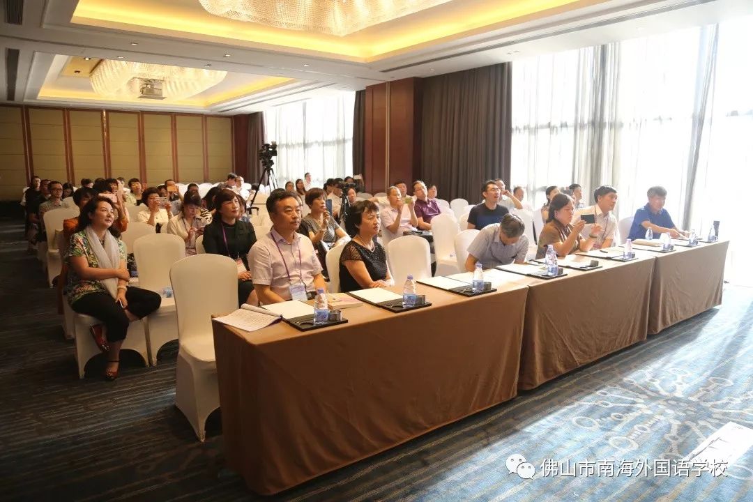 齐聚智能建筑网_佛山英语培训_英语探讨话题e时代