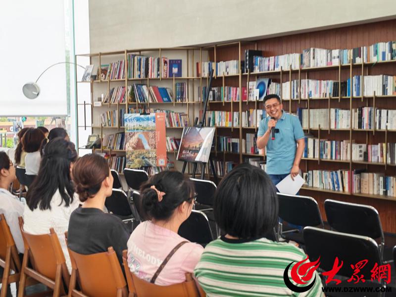 市北区湖岛街道：开展英语学习公益课堂，助力幼儿家庭科学育儿缩略图