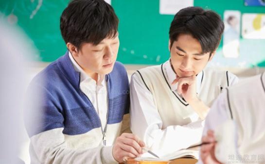 网上外教一对一课程多少钱_济南一对一辅导价格_济南家教上门服务费用